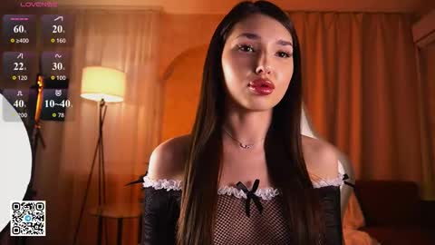 Anna online show from March 8, 4:33 pm