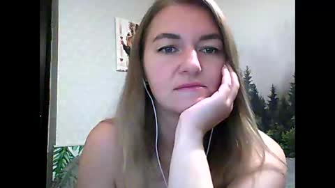 Daisy online show from September 10, 9:26 pm