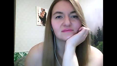 Daisy online show from February 28, 9:33 pm