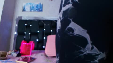 Aura  online show from March 10, 11:55 am