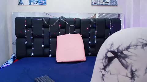 Aura  online show from March 12, 11:53 am