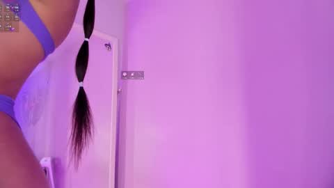 Candy  online show from January 8, 4:44 pm