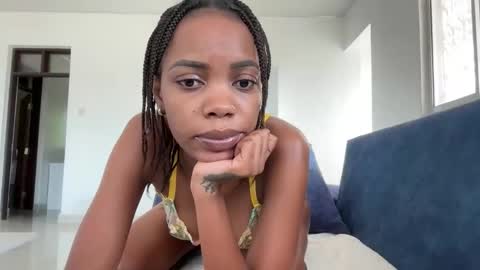 Caramel Melissa online show from January 16, 12:12 pm