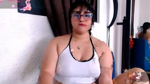 LILI online show from June 13, 8:06 pm