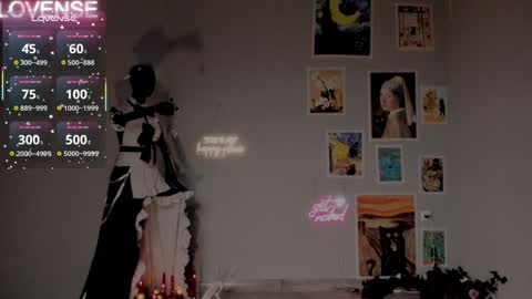 NONA    follow online show from October 11, 5:23 am