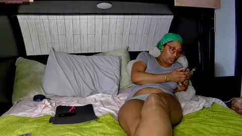 Cari Bean online show from December 30, 9:27 am