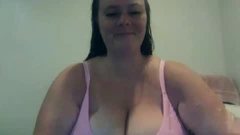 carinabro10 online show from November 11, 9:17 am