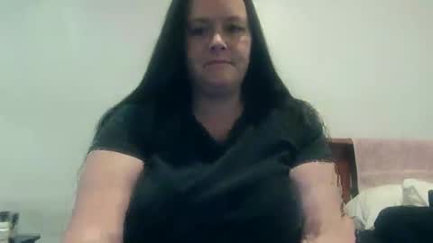 carinabro10 online show from October 3, 10:42 am