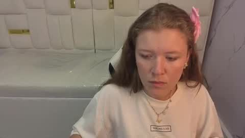 Carla  online show from November 25, 1:46 pm