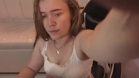 Carla  online show from December 1, 1:03 pm