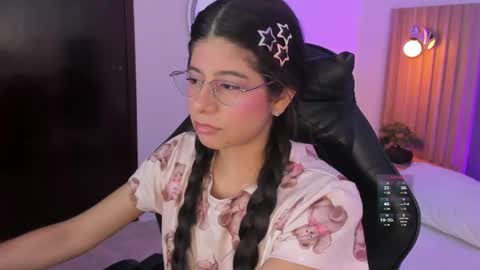 C A R L I N A online show from June 2, 12:39 pm