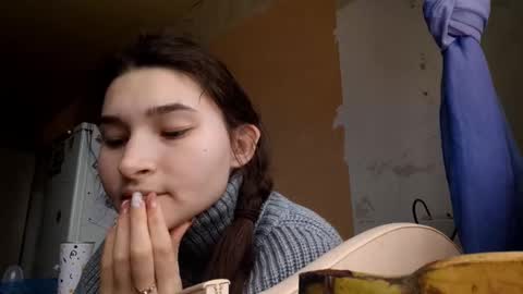 Jessie online show from February 13, 1:02 pm