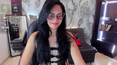 Carlota online show from December 4, 6:39 pm