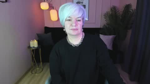 Carmen online show from February 8, 9:25 pm