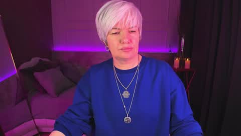 Carmen online show from December 25, 8:28 pm