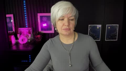 Carmen online show from April 12, 8:55 pm