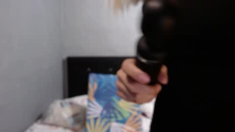 Caro milf  online show from September 24, 11:59 pm