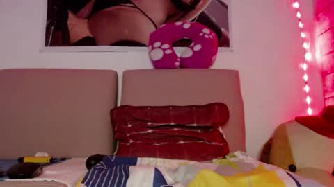 Caro milf  online show from December 25, 8:29 am