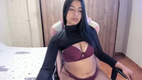 carol gomez73 online show from March 21, 8:19 am