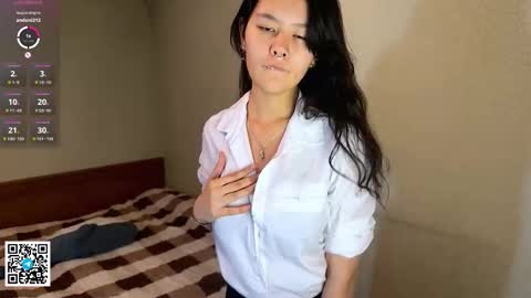 Kim online show from December 18, 1:27 pm