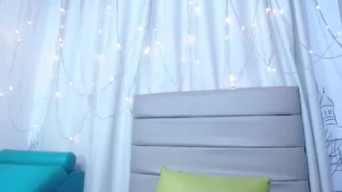 carolinabernalrs707 online show from March 31, 4:01 am