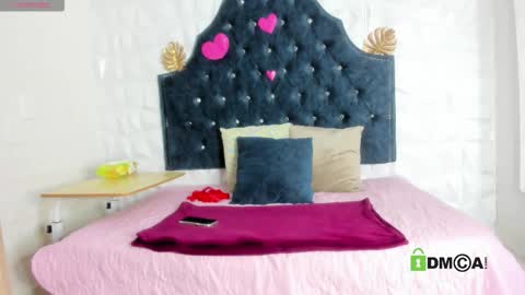 caroline daring online show from February 20, 11:34 am