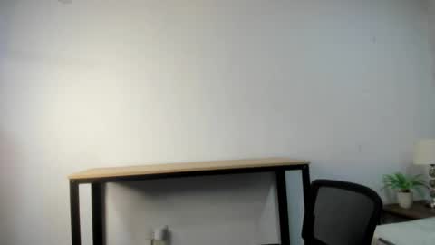  Caroline  online show from March 18, 11:37 am