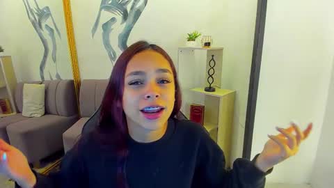 Caroline online show from February 14, 1:02 pm