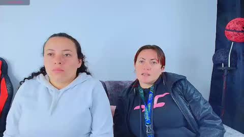 Carolinhe  online show from October 13, 11:24 am