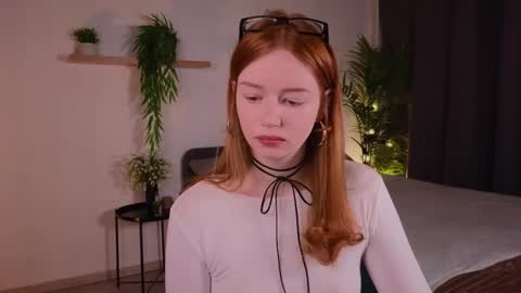 Caro online show from October 19, 5:04 pm