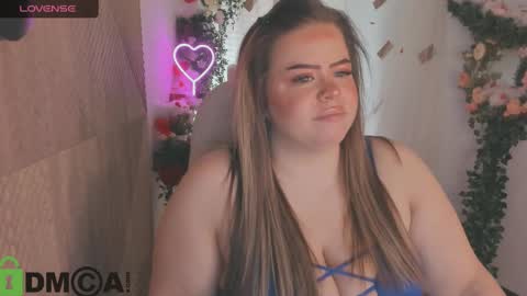 caroll_li online show from February 10, 10:30 pm