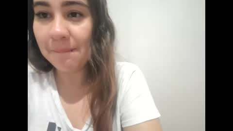 Carolyn Lux online show from December 7, 10:06 pm