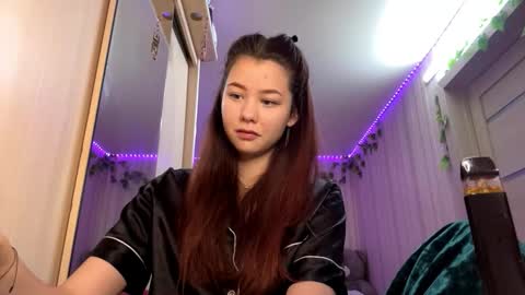 Emma online show from December 2, 6:15 am