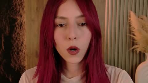 Casandra  online show from April 17, 7:05 pm