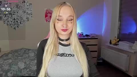 Cassie Rosss online show from March 5, 11:06 pm