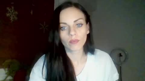 Cassie online show from January 3, 9:05 pm