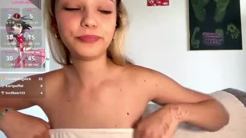 Olivia online show from June 6, 7:14 am