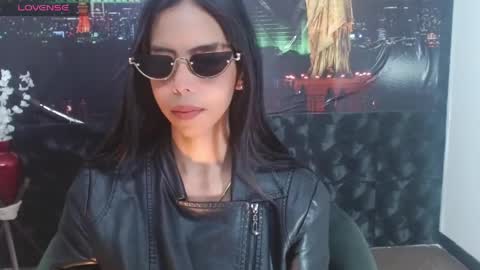 Queen Catalella online show from April 12, 3:20 am