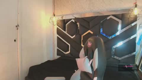 Cataleya online show from November 28, 11:35 am