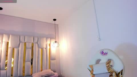 Cataleya online show from October 6, 11:05 am