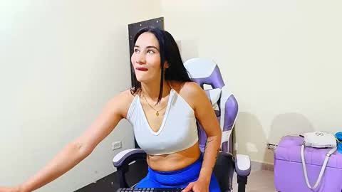 cataleyalove_ady online show from February 22, 11:38 pm