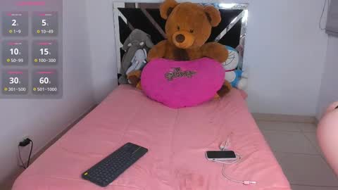 Catalina  online show from September 9, 11:48 pm