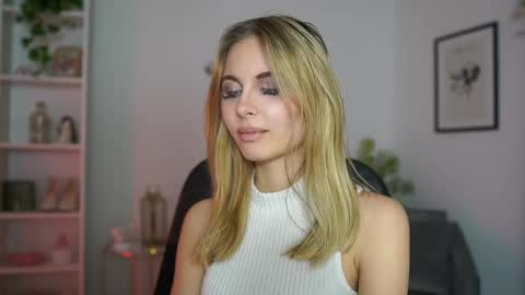 catecrago  online show from February 18, 2:06 pm