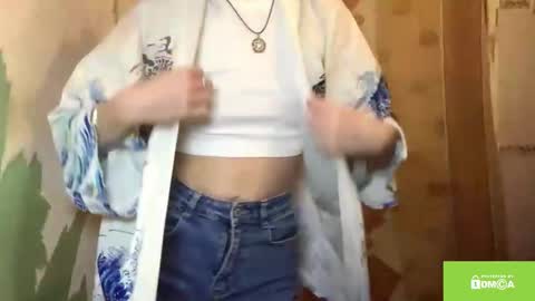 Lola online show from November 6, 9:21 pm