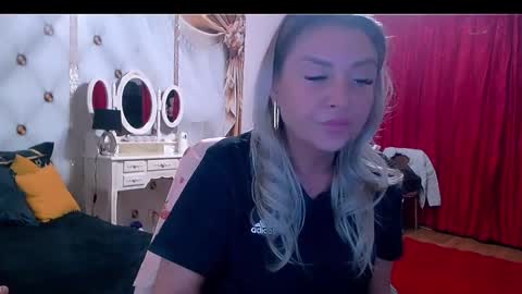 lauren online show from December 6, 7:21 am