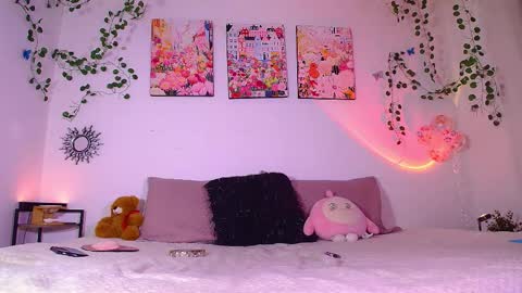 CATALEYA  online show from September 15, 10:39 pm