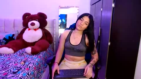 Caylinn online show from October 10, 4:39 am