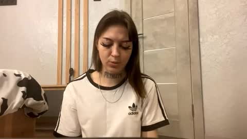 Gloria online show from February 18, 2:16 pm