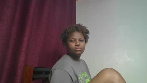 ceepretty25 online show from February 9, 11:01 am