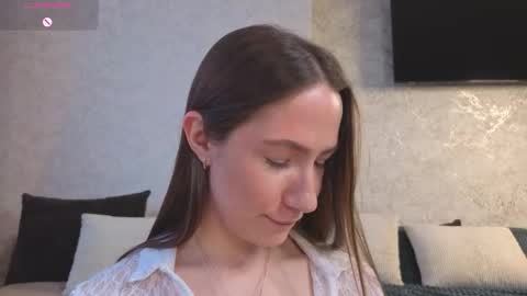 Josie Manesi online show from December 21, 7:56 am